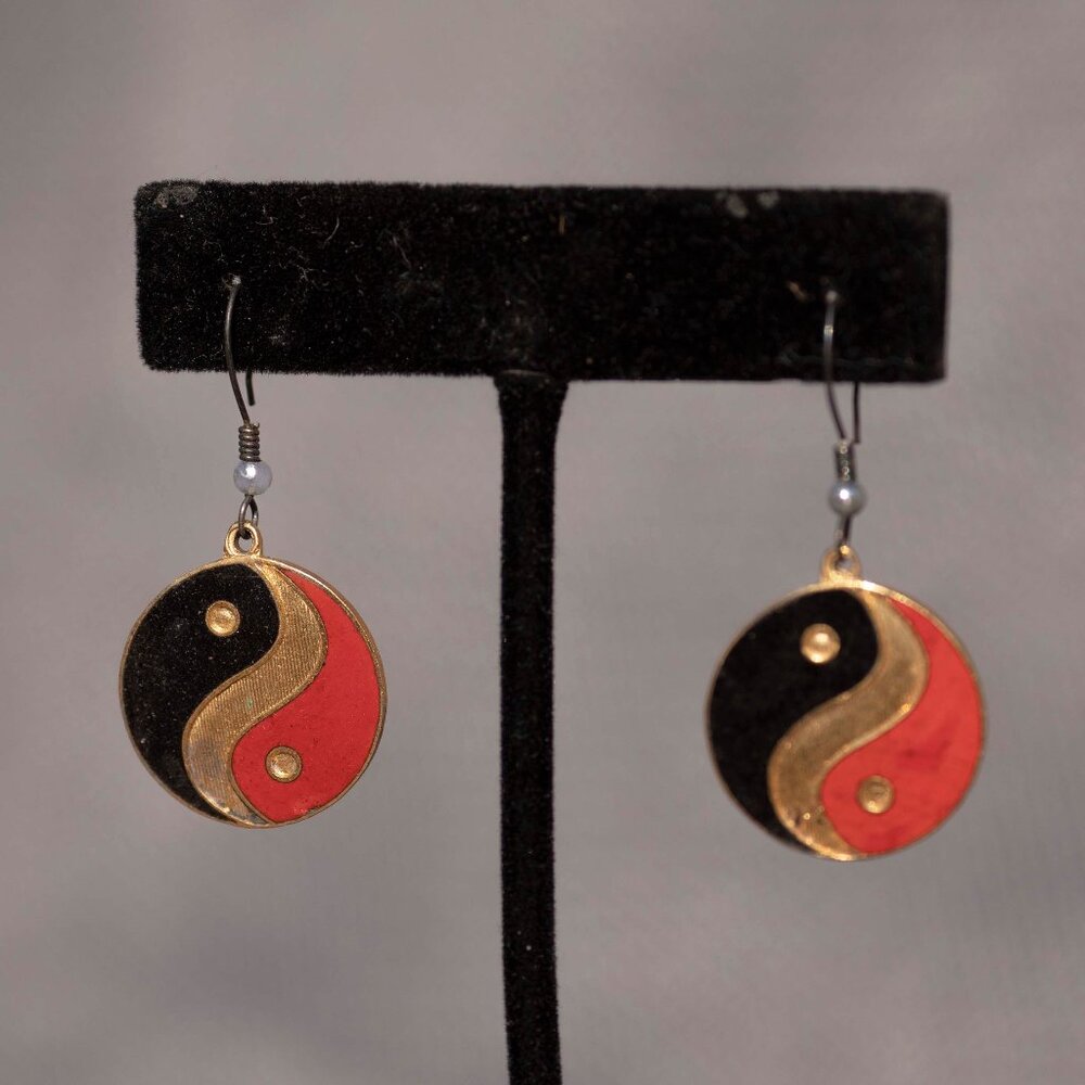 80s Ying Yang Enamel Earrings | Vintage Womens Fashion | Spiritual Zen Jewelry
